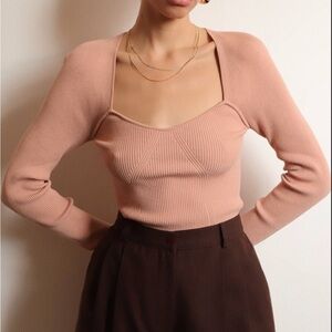 ASTR THE LABEL Rosa Scoop Neck Sweater Size Medium
